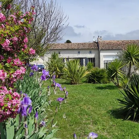 Bed & Breakfast Bel Agave Saint-Georges-des-Agouts