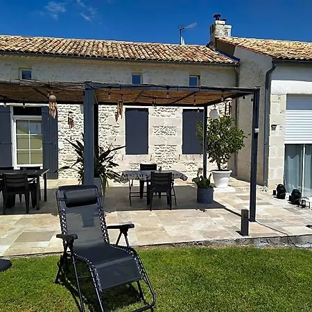 Bed & Breakfast Bel Agave Saint-Georges-des-Agouts